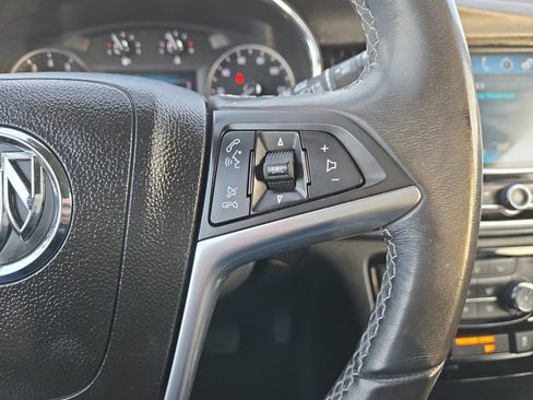 Used 2021 Buick Encore Preferred w/ Safety Package image 15