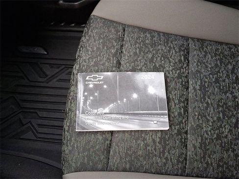 Certified 2024 Chevrolet Colorado ZR2 w/ Safety Package image 28