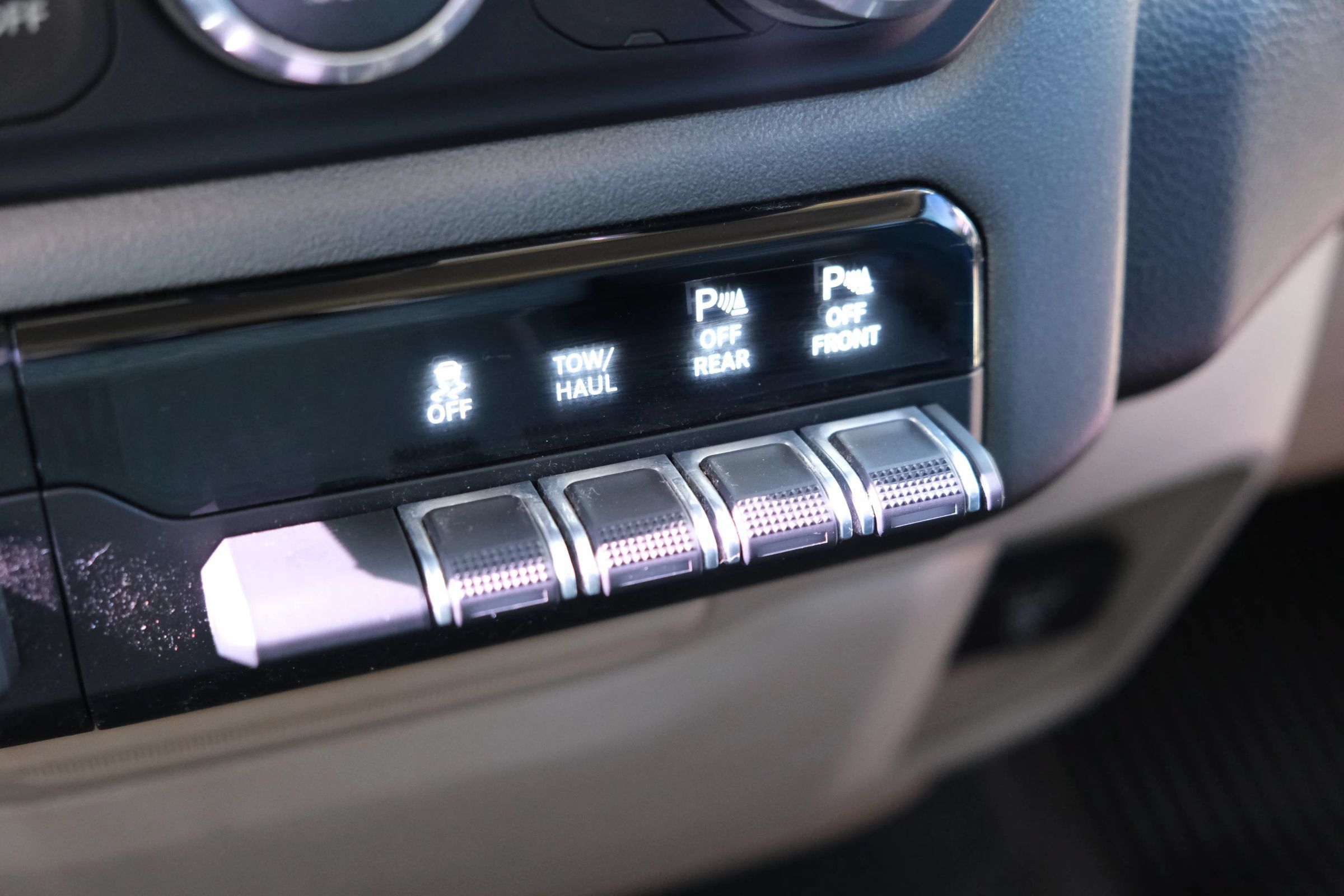 Used 2020 RAM 1500 Big Horn AWD/4WD image 39