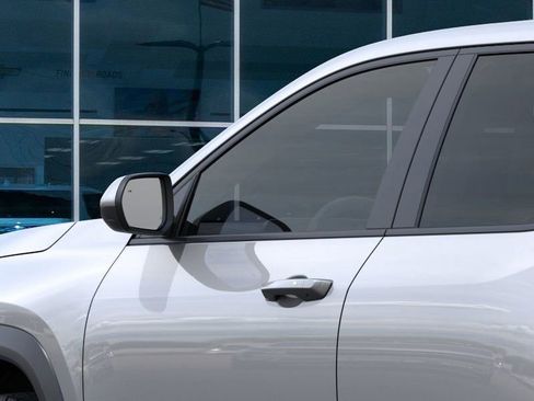 New 2026 Chevrolet Equinox LT image 12