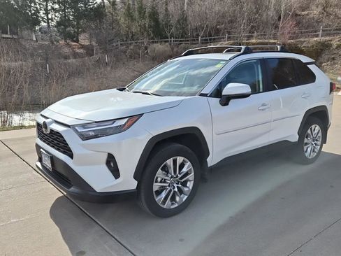 Used 2025 Toyota RAV4 XLE Premium w/ Weather Package image 5