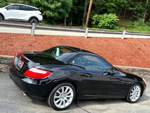Used 2016 Mercedes-Benz SLK 300 2dr Roadster SLK 300 image 9
