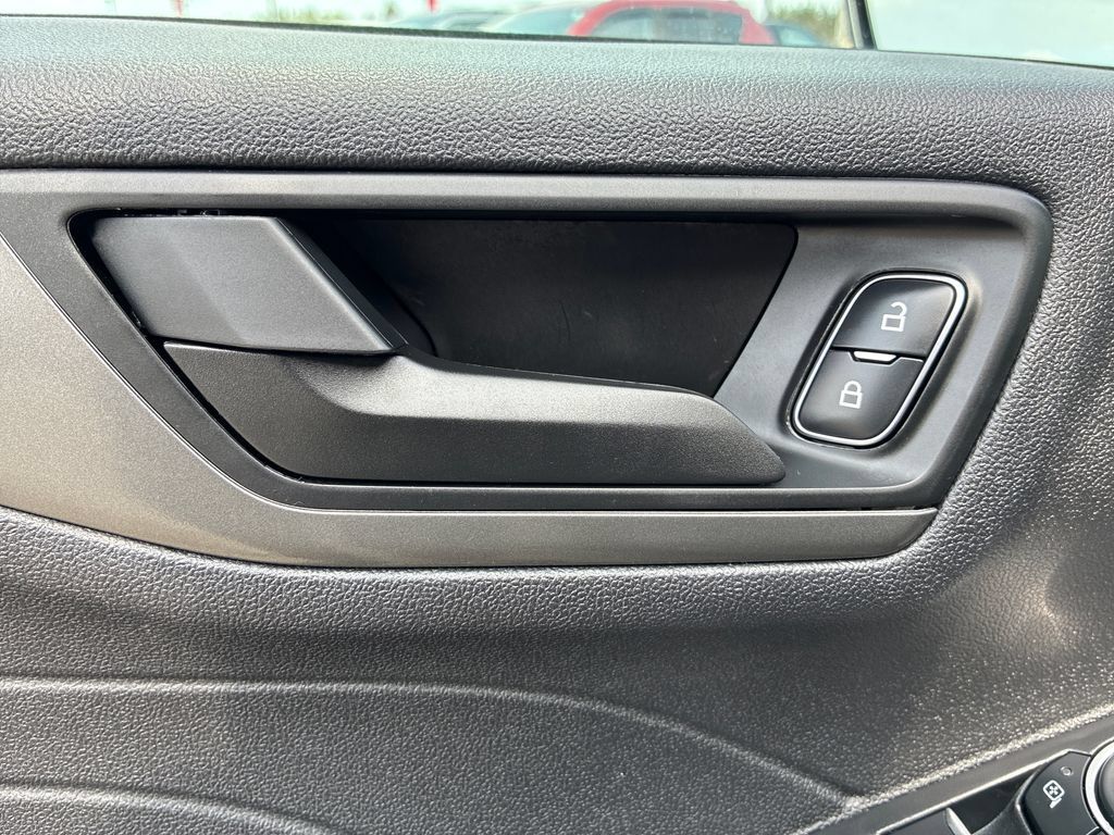 Used 2023 Ford Escape Active AWD/4WD image 14