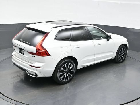 Used 2024 Volvo XC60 B5 Core w/ Protection Package Premier AWD/4WD image 33