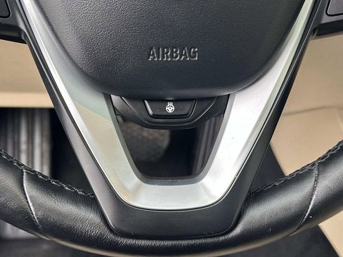 Used 2022 BMW 330i xDrive Sedan w/ Premium Package image 20