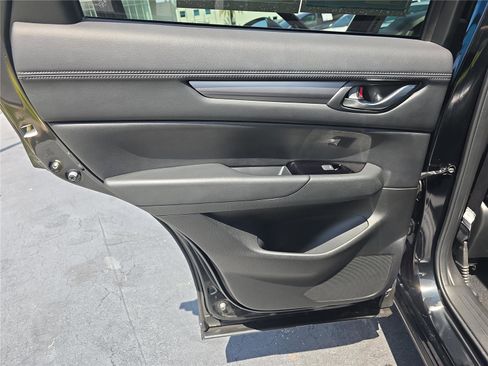 Used 2024 MAZDA CX-5 AWD 2.5 S w/ Select Package image 11