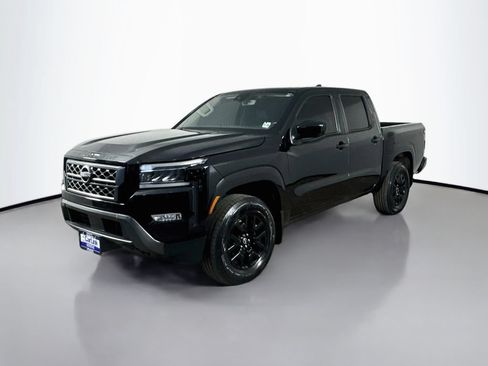Used 2023 Nissan Frontier SV w/ SV Premium Package AWD/4WD image 3