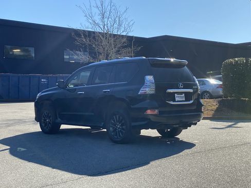 Used 2023 Lexus GX 460 Premium image 16