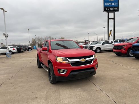 Used 2018 Chevrolet Colorado W/T w/ WT Convenience Package image 5