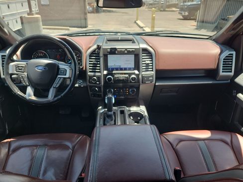 Used 2019 Ford F150 Platinum w/ Equipment Group 701A Luxury AWD/4WD image 13