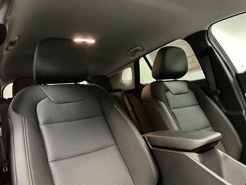 New 2026 Chevrolet Trax LT w/ LT Convenience Package FWD image 33
