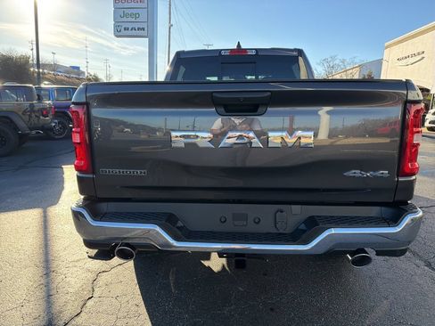 New 2026 RAM 1500 Big Horn AWD/4WD image 14
