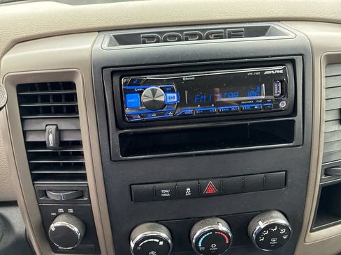 Used 2011 RAM 1500 ST w/ ST Popular Equipment Group AWD/4WD image 19