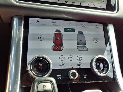 Used 2018 Land Rover Range Rover Sport HSE Dynamic image 9