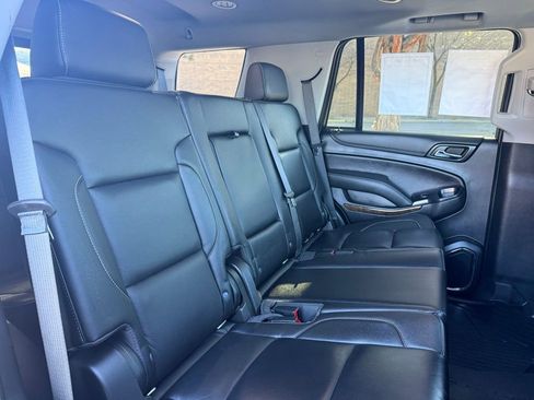 Used 2020 Chevrolet Tahoe LT w/ Luxury Package image 18