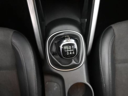 Used 2014 Hyundai Veloster w/ Style Package 02 FWD image 18