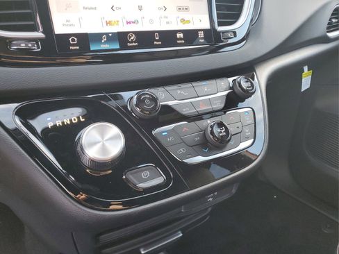 New 2026 Chrysler Voyager LX image 21