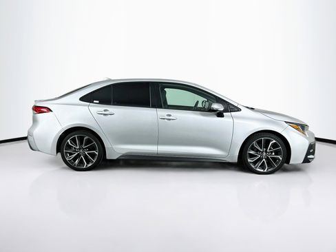 Used 2020 Toyota Corolla SE w/ Carpet Mat Package (TMS) FWD image 10
