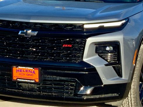 New 2026 Chevrolet Traverse RS w/ LPO, Floor Liner Package image 13