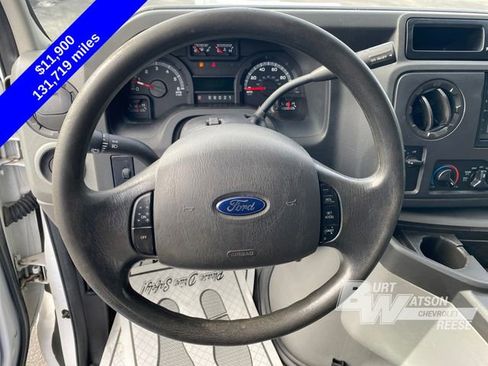Used 2014 Ford E-250 and Econoline 250 w/ Power Group image 19
