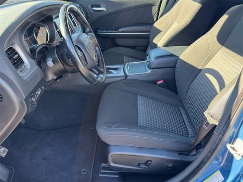 Used 2023 Dodge Charger SXT image 10