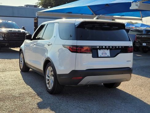 Used 2024 Land Rover Discovery S AWD/4WD image 4