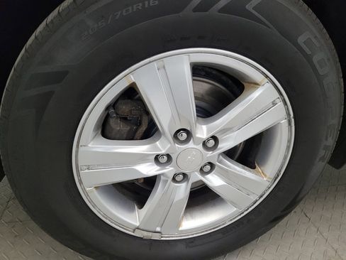 Used 2019 Chevrolet Trax LS w/ Tint and Cruise Package AWD/4WD image 31
