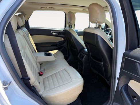 Used 2015 Ford Edge SEL w/ Equipment Group 201A FWD image 18
