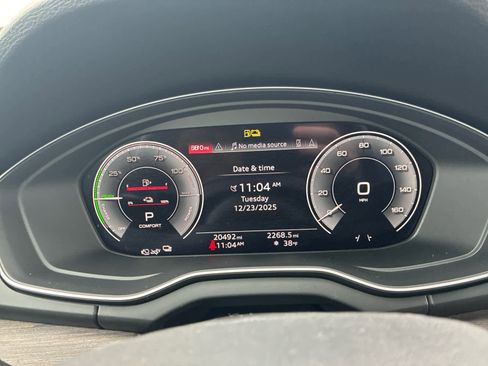 Used 2024 Audi Q5 e Premium Plus image 22