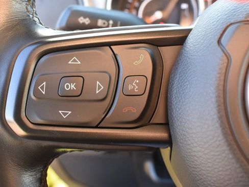 Used 2023 Jeep Gladiator Willys image 20