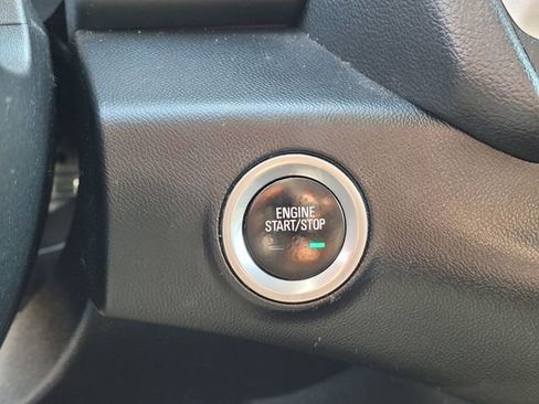 Used 2018 GMC Terrain SLE image 18