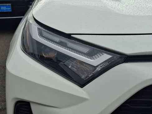 Used 2023 Toyota RAV4 XLE w/ Convenience Package AWD/4WD image 9