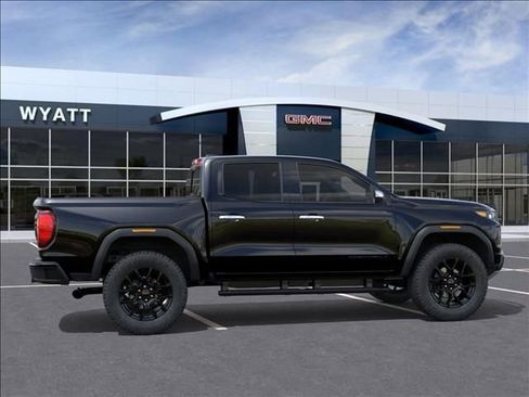 New 2026 GMC Canyon Denali w/ LPO, Denali Black Edition AWD/4WD image 6