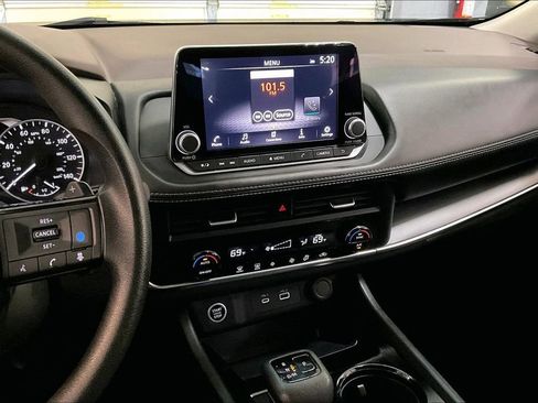 Certified 2023 Nissan Rogue SV image 5