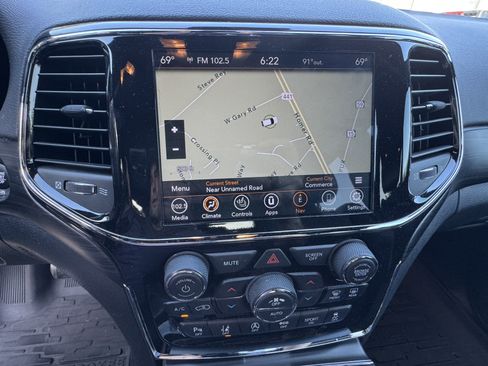Used 2021 Jeep Grand Cherokee Laredo X AWD/4WD image 27