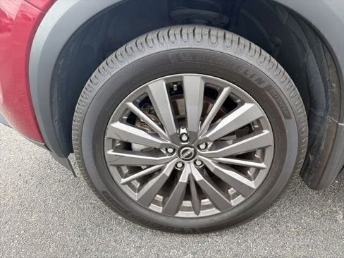 Used 2024 Nissan Pathfinder SL w/ SL Premium Package image 8