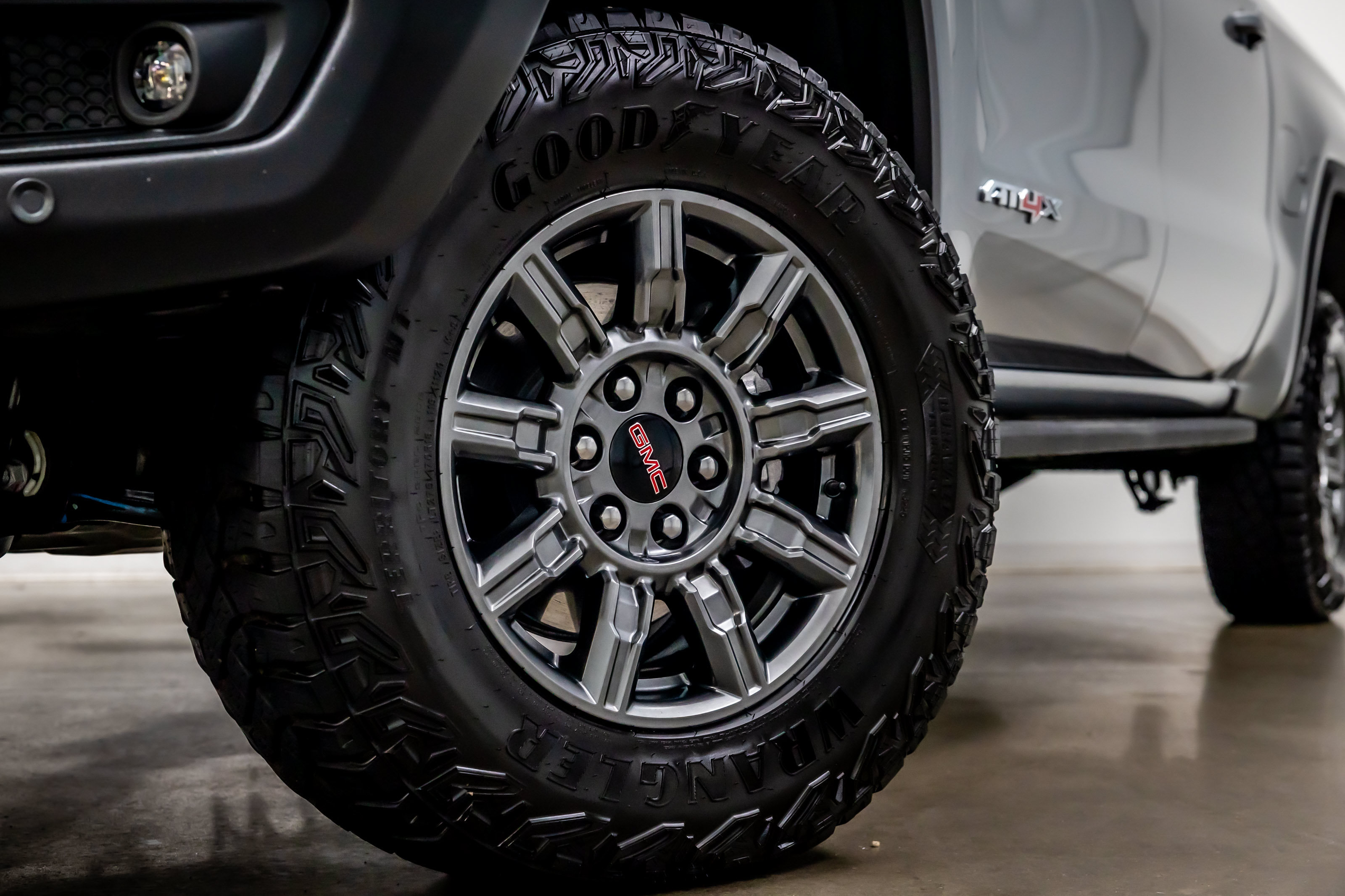 Used 2026 GMC Sierra 1500 AT4X AWD/4WD image 25