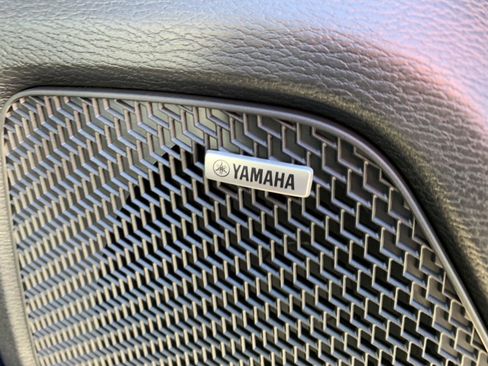 New 2025 Mitsubishi Outlander SE image 28