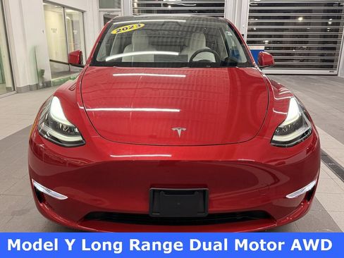 Used 2023 Tesla Model Y Long Range image 2