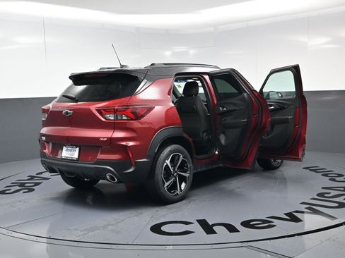 Certified 2023 Chevrolet TrailBlazer RS w/ Convenience Package image 26