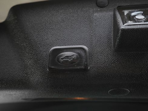 Used 2014 GMC Acadia SLT image 11