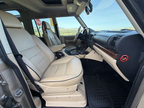 Used 2003 Land Rover Discovery SE7 AWD/4WD image 15