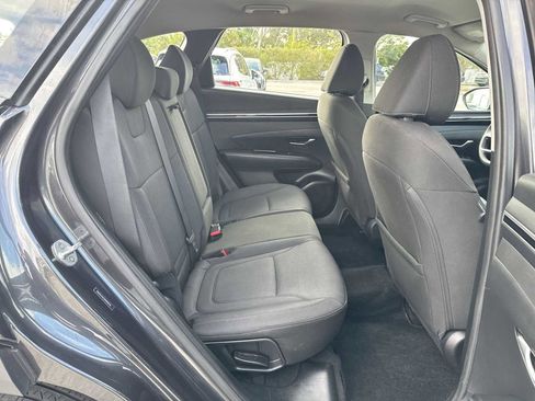 Used 2022 Hyundai Tucson SE image 18