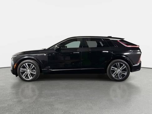 Used 2024 Cadillac Lyriq Luxury RWD image 10
