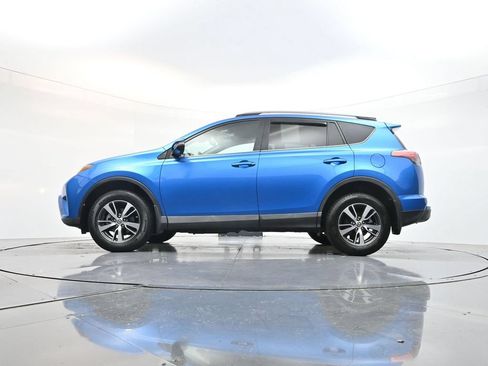 Used 2017 Toyota RAV4 XLE FWD image 30