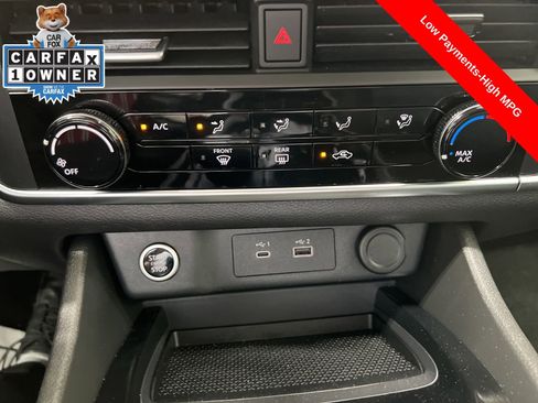 Used 2023 Nissan Rogue S image 16