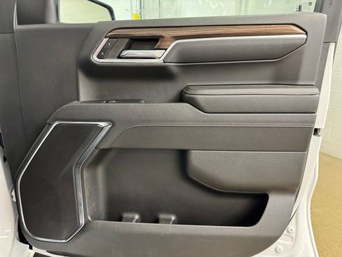 Used 2023 Chevrolet Silverado 1500 LT w/ Protection Package AWD/4WD image 28