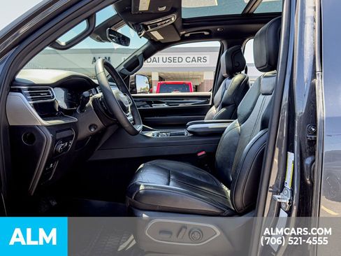 Used 2022 Jeep Wagoneer Series II w/ Premium Group I AWD/4WD image 14