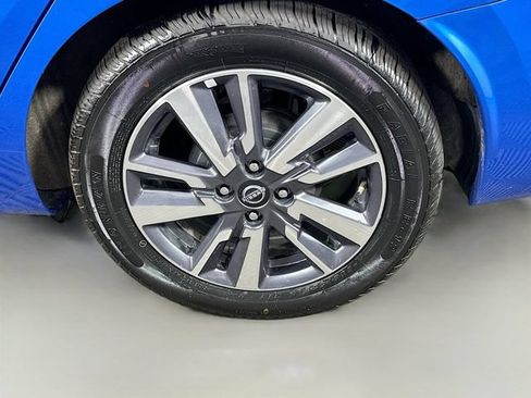 Used 2023 Nissan Versa SV FWD image 28