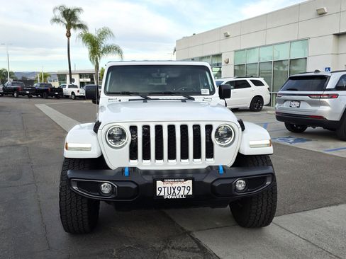 Certified 2023 Jeep Wrangler Sahara w/ Cold Weather Group image 7
